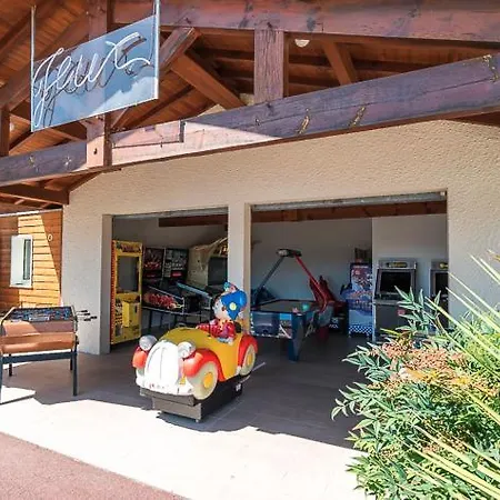 Bungalow Camping Les Ecureuils *